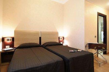 Eh Suites Rome Airport Euro House Hotels Fiumicino Extérieur photo